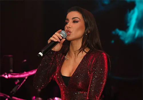 Le Brand Restaurant - Live Entertainment